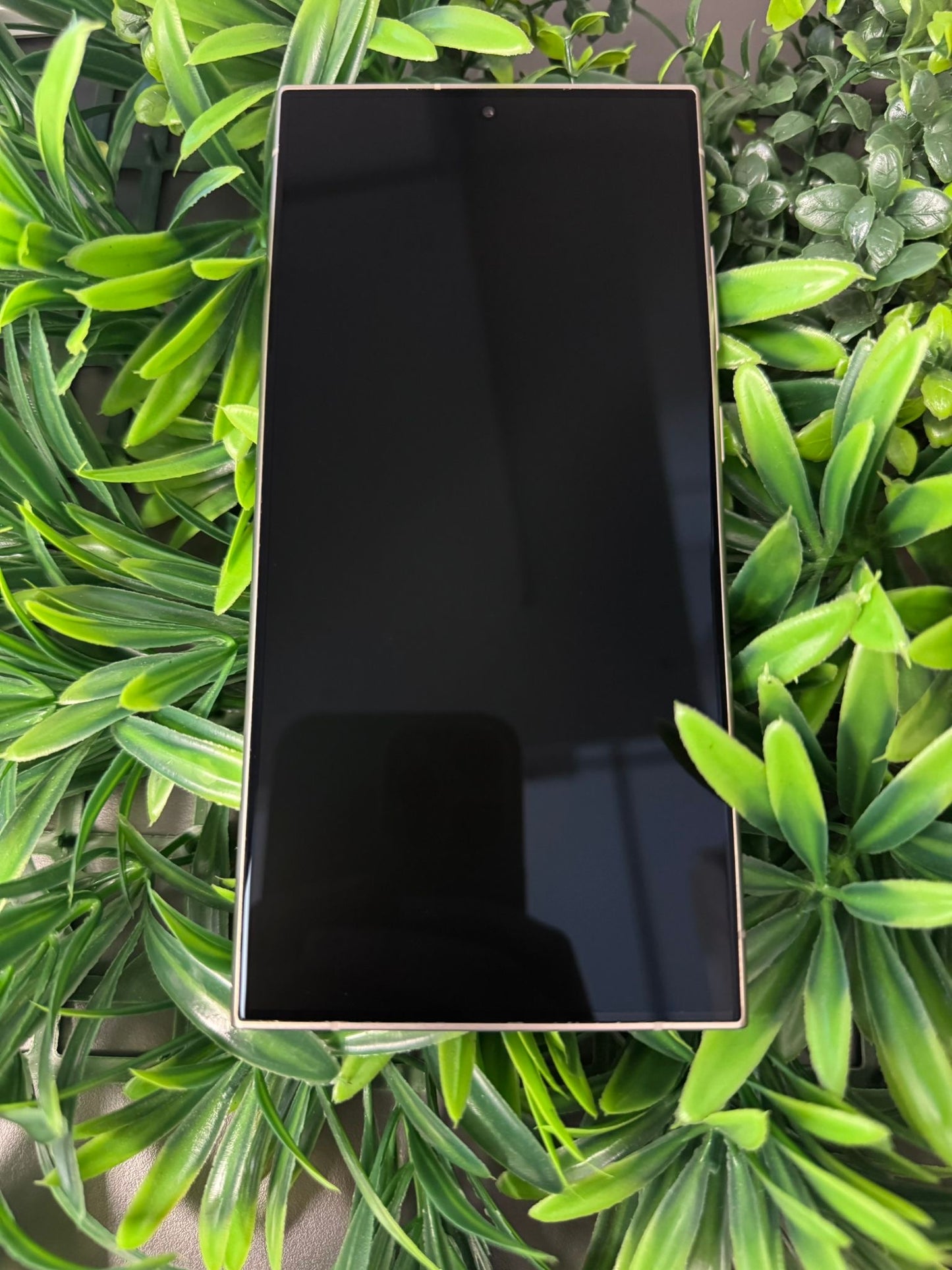 SAMSUNG S24 ULTRA OR 256GO